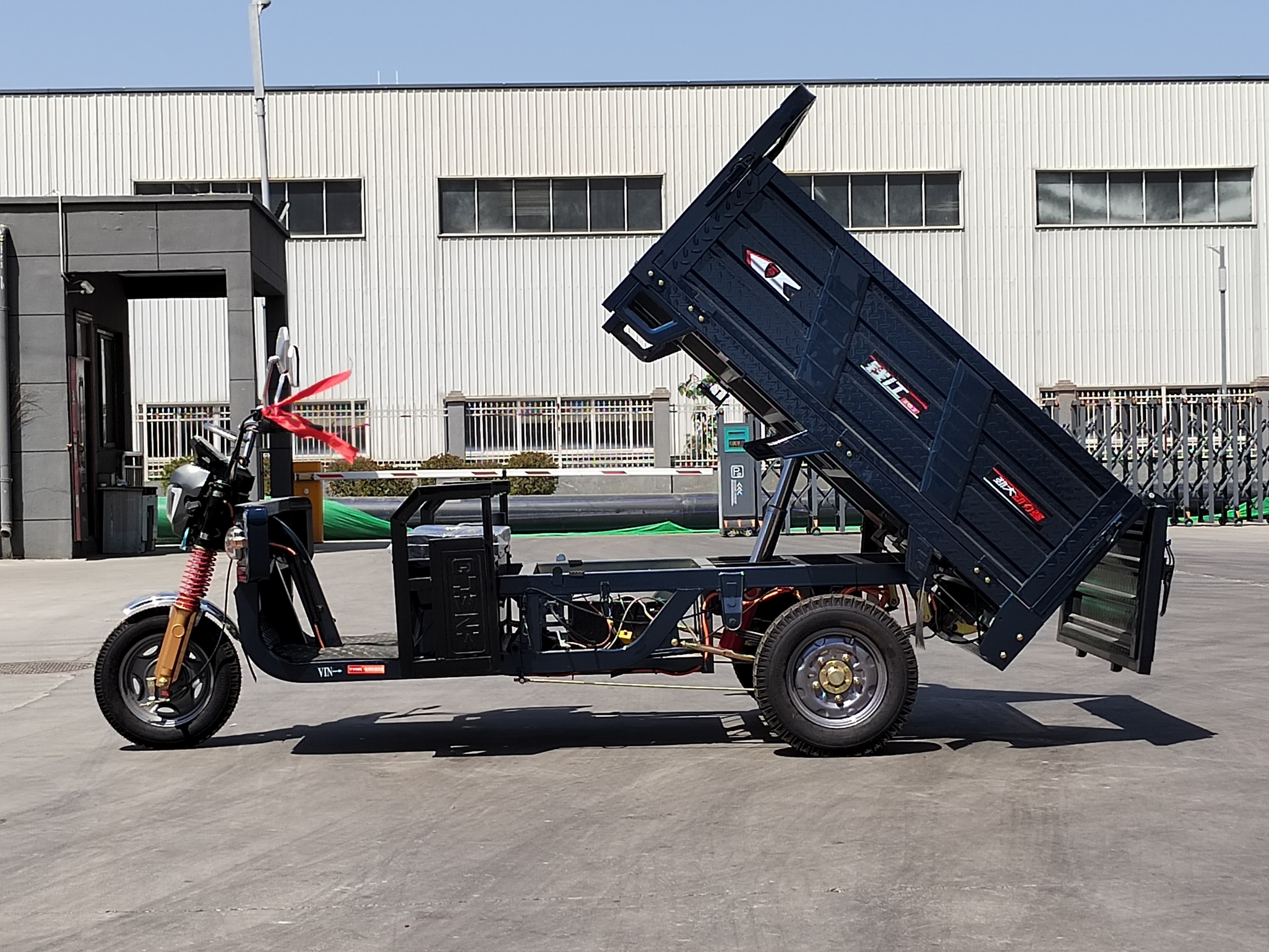 King Kong dump electric vehicle King Kong dump electric vehicle