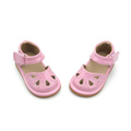 Sweet First Class Rose Hollow Squeaky Chaussures Bébé