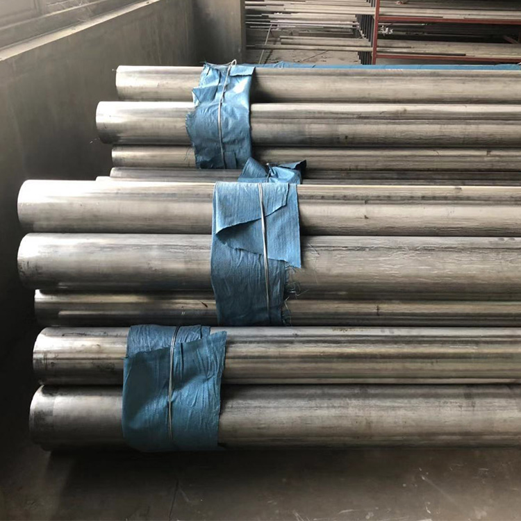 Stainless steel pipe