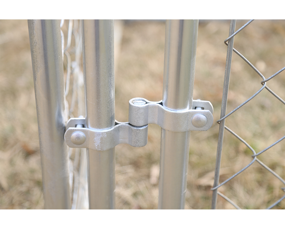 Large Outdoor Galvanized Chain Link Kennel