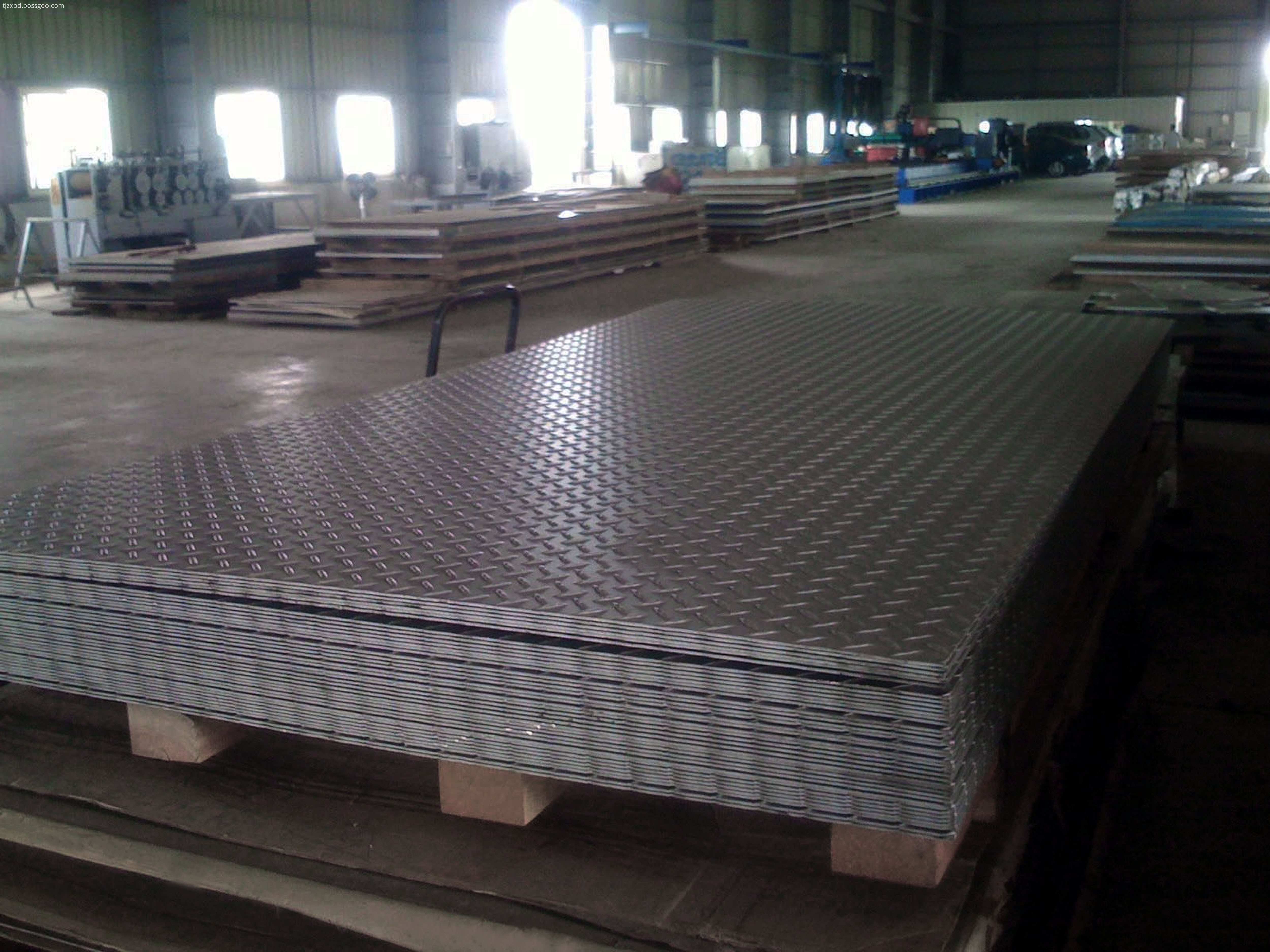 Q235B Checkered Steel Plate