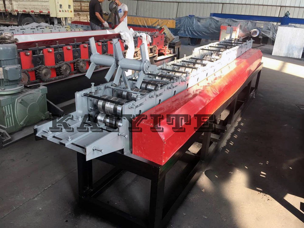 shutter door roll forming machine