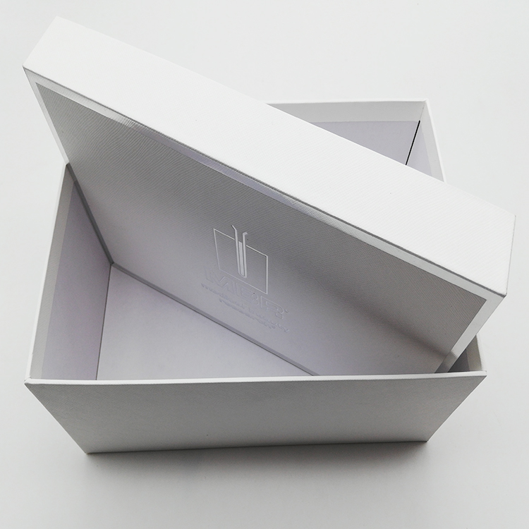 Silver Stamping Square Cosmetic Box