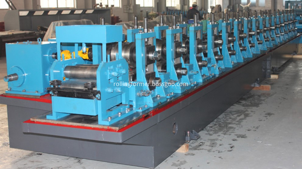 Elevator hollow guide rail roll forming machine (1)