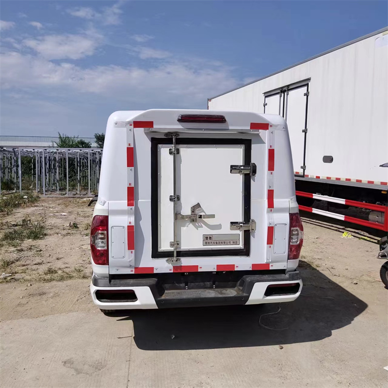 Thermostatic cold chain car Thermostatic cold chain car