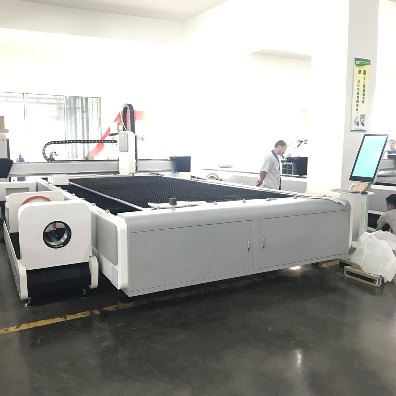 Tube&plate Laser Cutting Machine (5)