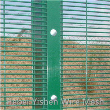 High security fence/anti-climb fence