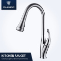 Robinet de cuisine luxueux avec robinets d&#39;eau chromés pour lavabo