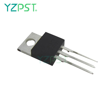 Composants électroniques standard triac BTA04