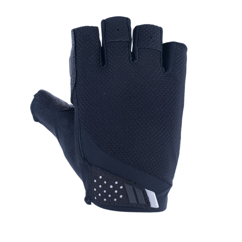 Heat removal Absorb sweat Gloves