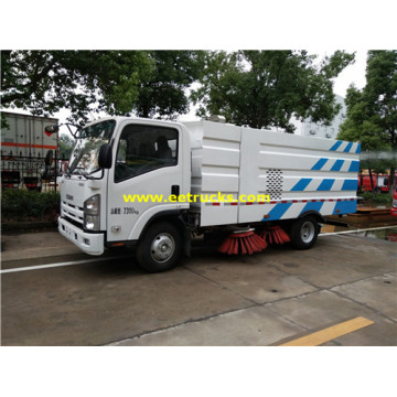 ISUZU 1500 Gallon Road Cleaning Trucks