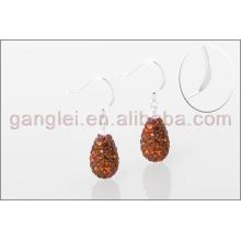 les boucles d'oreilles boule de cristal Shamballa