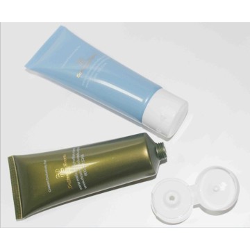 Tube en plastique cosmétique