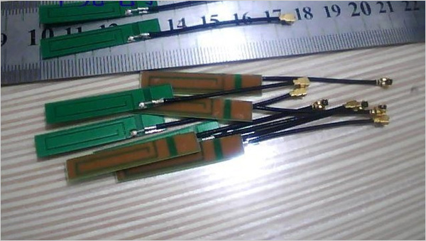 Fig.3 PCB ANTENNA