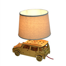 Taxi Fabric Lampshade Wooden Desk Lighting (KAM-YY99999)