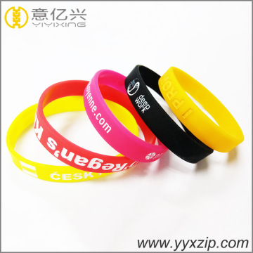 Custom Logo size design rubber bracelet promotional items