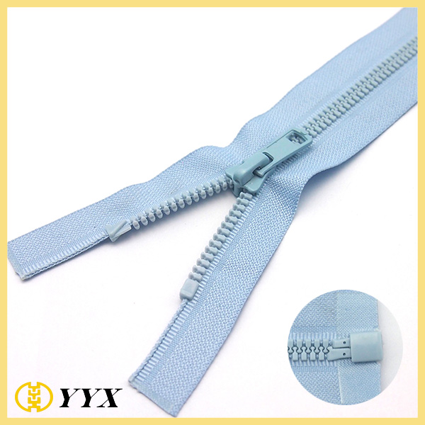 No8 plastic resin zipper