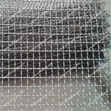 Crimped woven wire mesh screen for mining