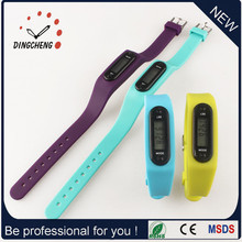 Sport Mirror Silicone Unisex Lady Men′s Digital LED Wrist Pedometer Watch