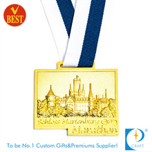 Personalización de la galjanoplastia de oro que sella la medalla de maratón 3D a precio de fábrica
