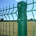 Clôture de ferme en treillis métallique courbée en revêtement