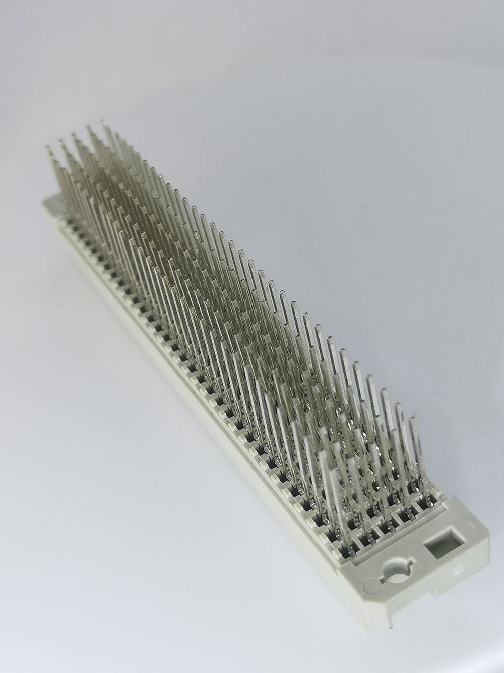 DFS-XX-XXX-503 160 Postions Vertcal Solder Type E Female DIN 41612 Connector DFS-XX-XXX-503 160 Postions Vertcal Solder Type E Female DIN 41612 Connector