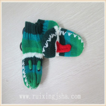 kids frog pattern knitted gloves