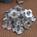 Din1624 Insert Stainless Steel Four Claw Tee Nut