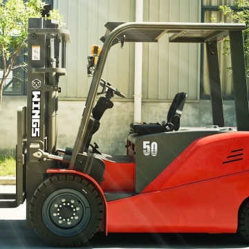 5 T Electric Forklift