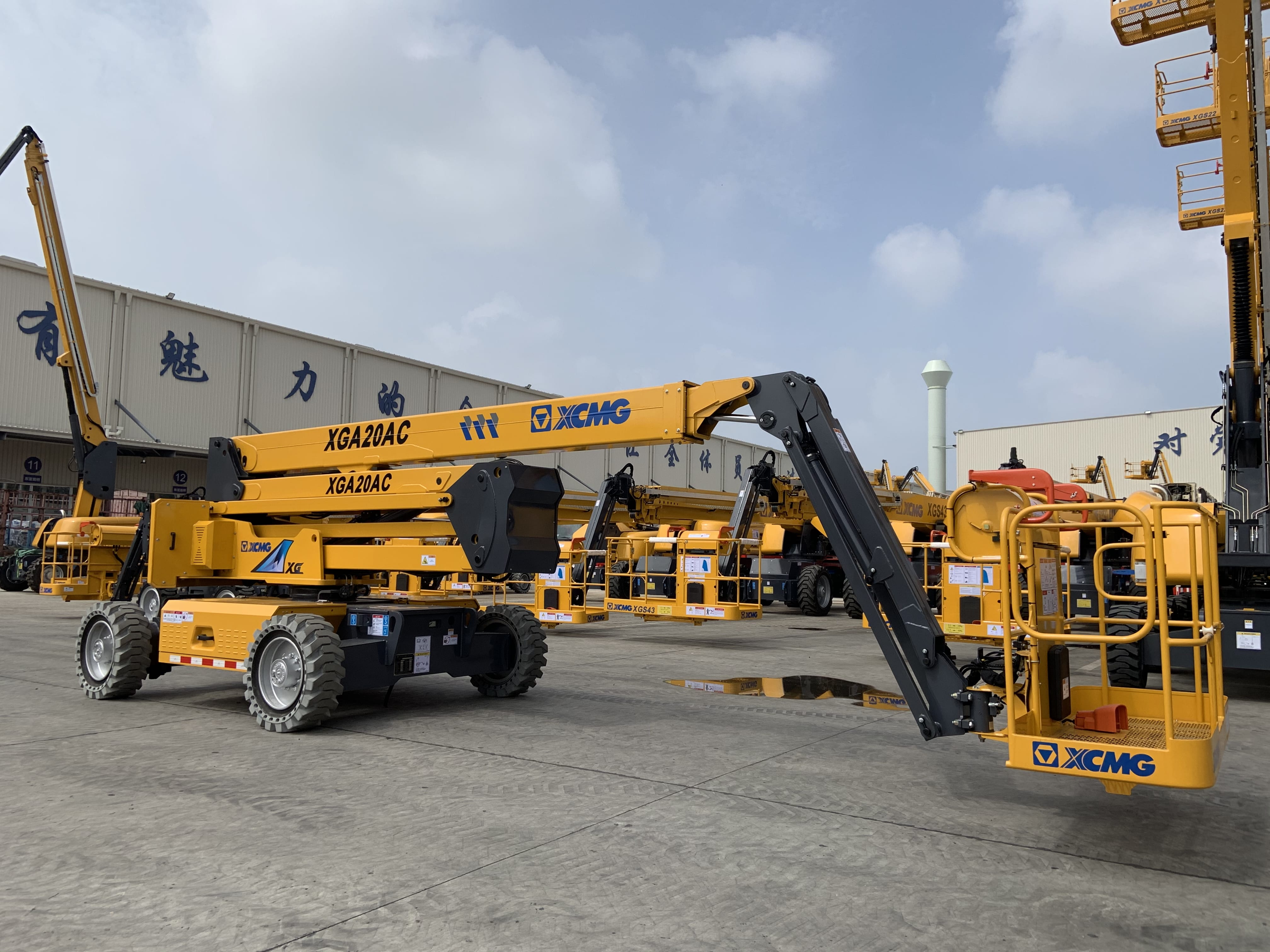 18m-XGA20AC 20 18m-XGA20AC 20