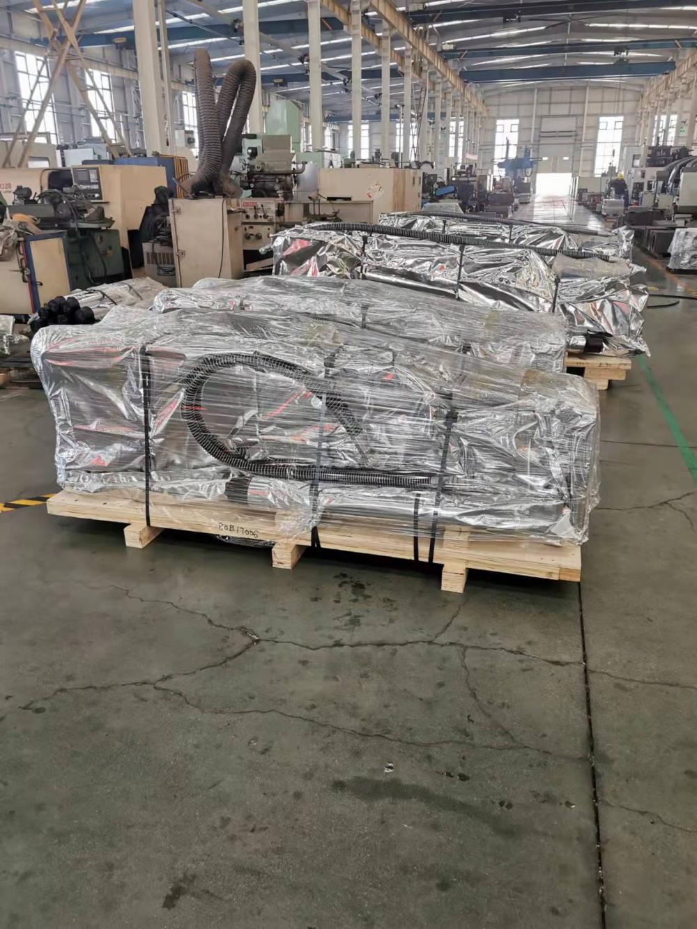 Hydraulic Breaker Packaging Hydraulic Breaker Packaging