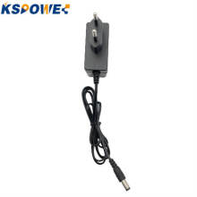 Adaptador de 220v AC para DC 12v1a montado na parede