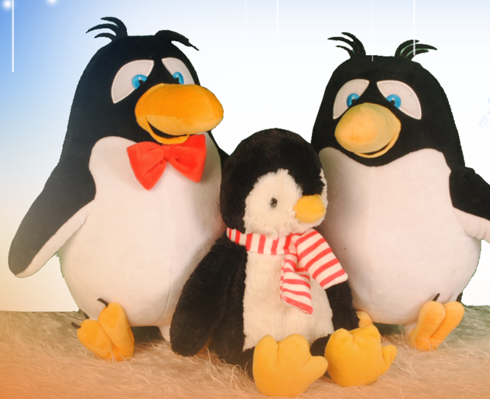 Happy penguin family plush toys