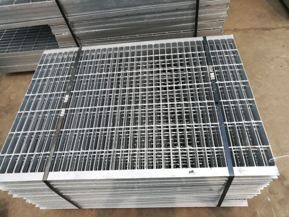 Pressured Welded Galvanized Grating