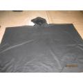 weißer PVC-Kinderregenponcho mit Regenschutzkappe