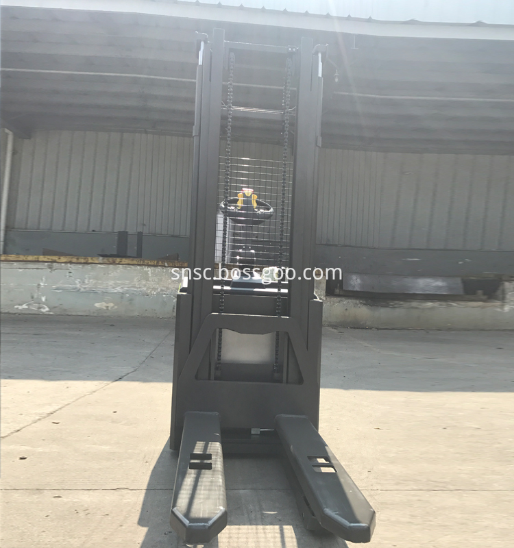 2ton Electric Stacker 13