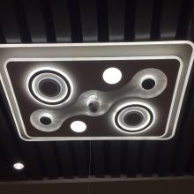 Luminária de teto de sala de conversação por voz inteligente