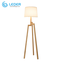 Lámpara de mesa de madera LEDER Night