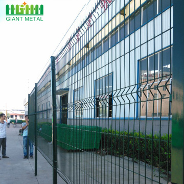 Hot Sale Decorative PVC Coated Triangle Bend Fence