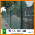 Coated wire mesh fence wall