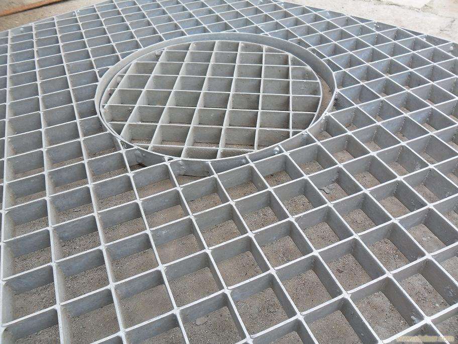 Carbon Galvanized Plug Steel Grating 