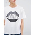 Couleur blanche avec l&#39;impression noire Fashion Women Tee T-shirt