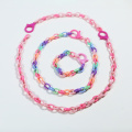 Plastic U-shaped decorative chain