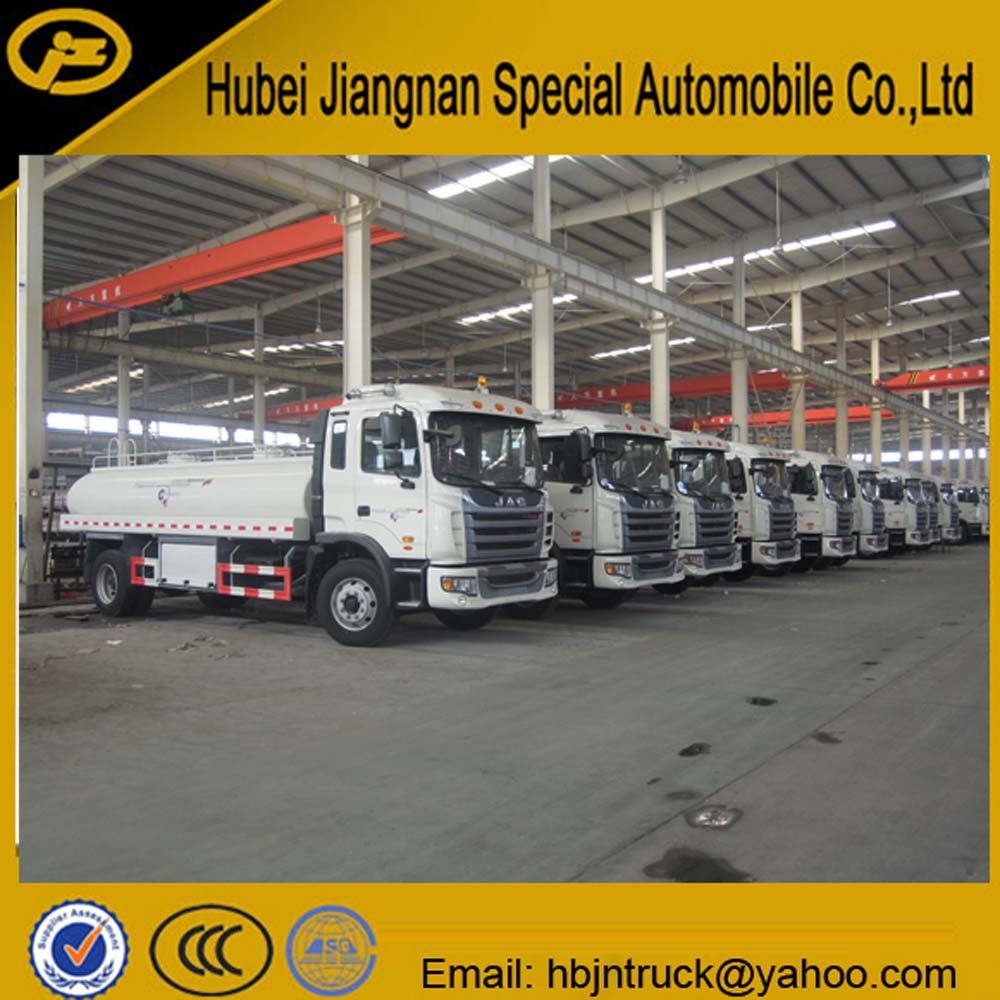 JAC water tanker truck