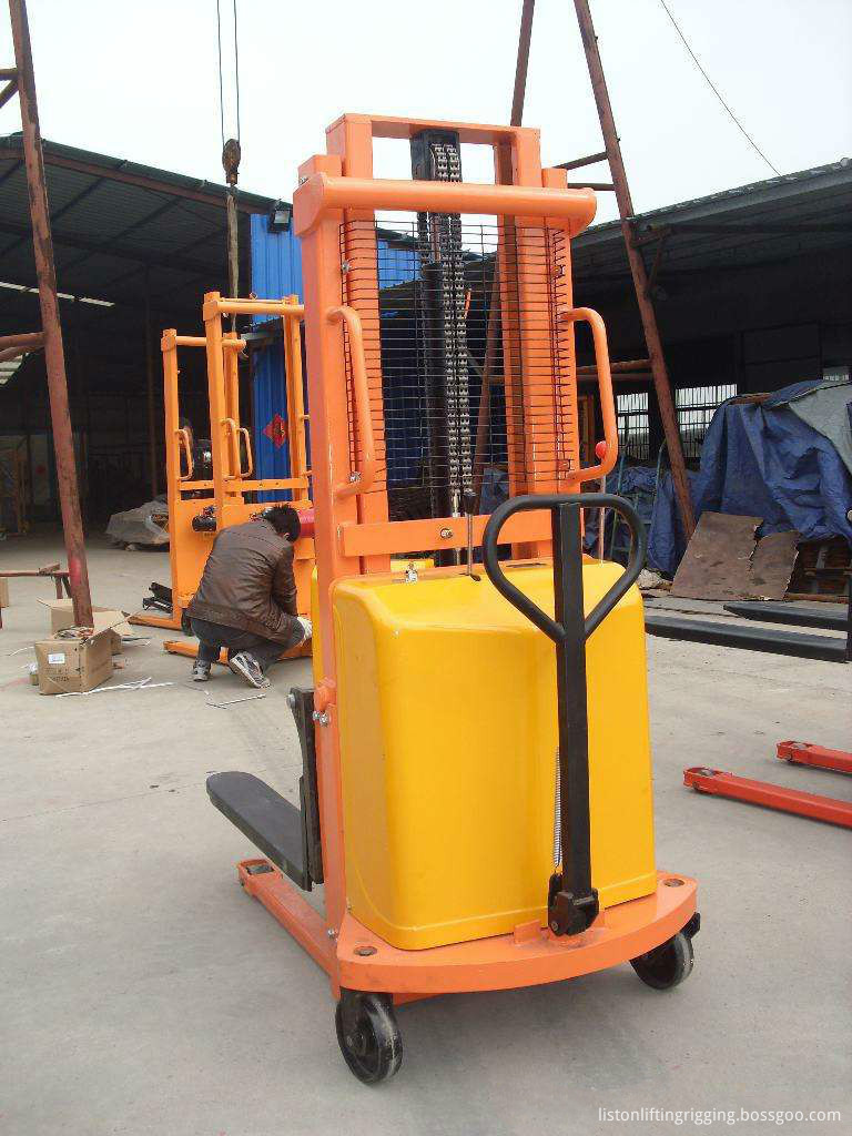 electric stacker