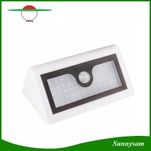 Lumières solaires Super Bright 50 LED à action solaire activée par mouvement de la lumière de mur de sécurité Lumière extérieure imperméable à l&#39;eau pour le jardin