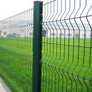 Triangle 3D Curved Welded Wire Mesh Panel Fence