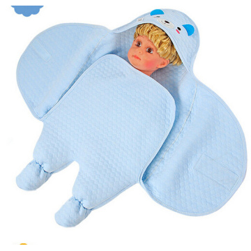 Couverture pour bébé à motif d&#39;ours brodé