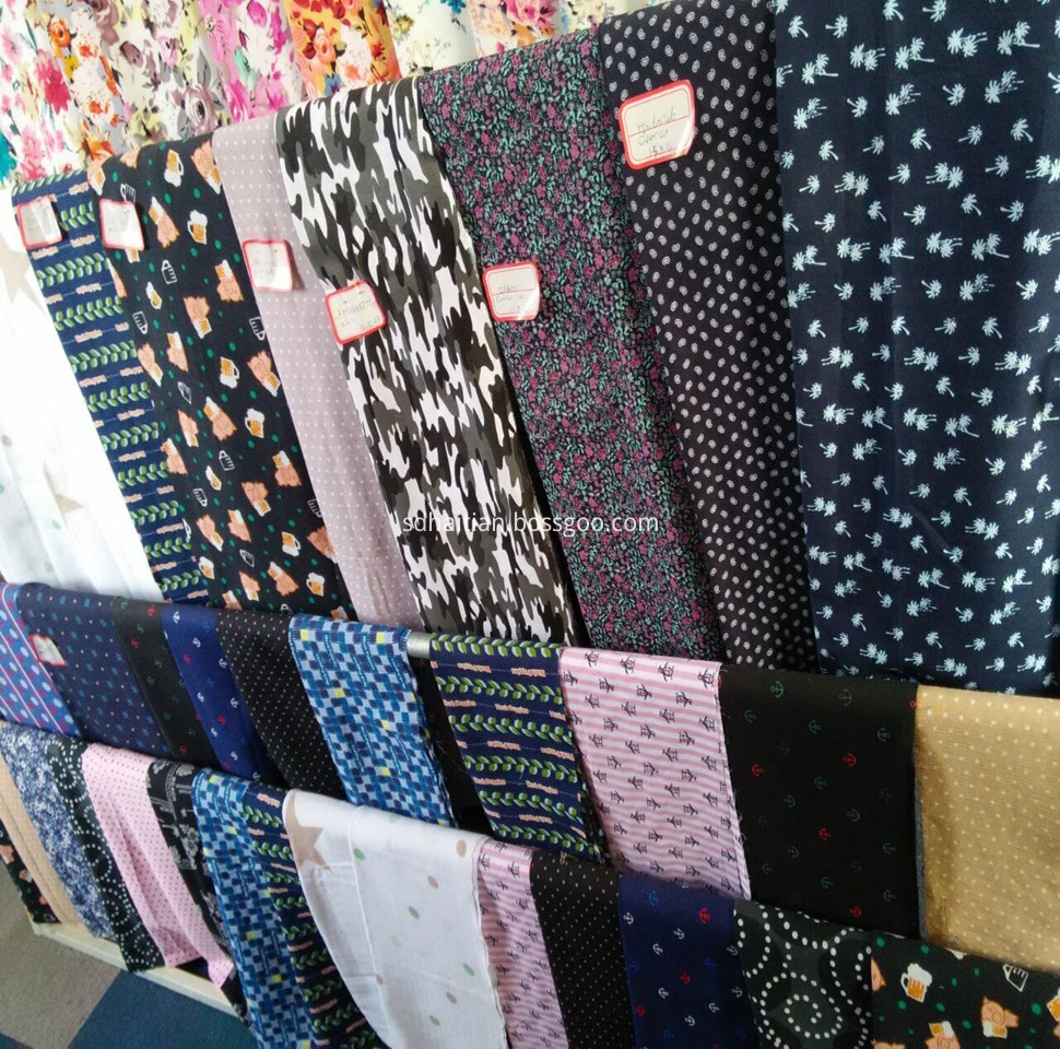 Rayon/viscose garment print fabrics