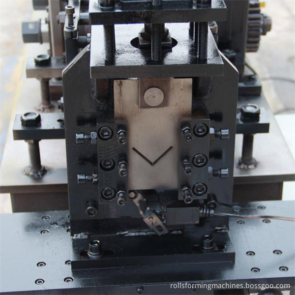 ceiling angle stud and track machine